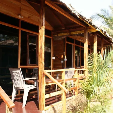 Agonda Sunset Beach Resort Exterior photo