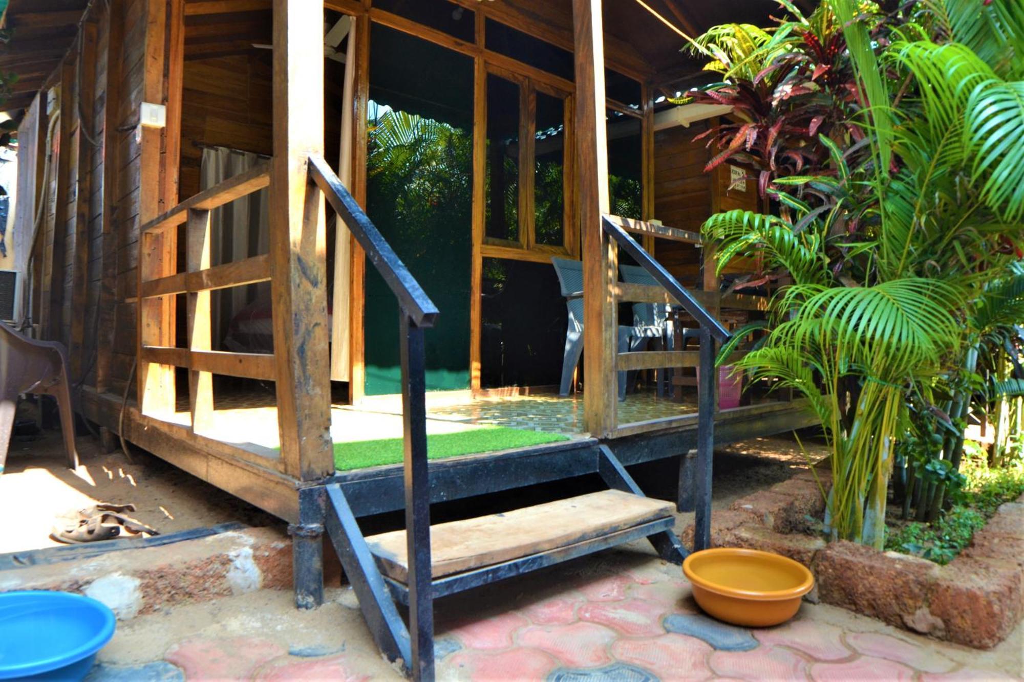 Sunset Chalet Agonda